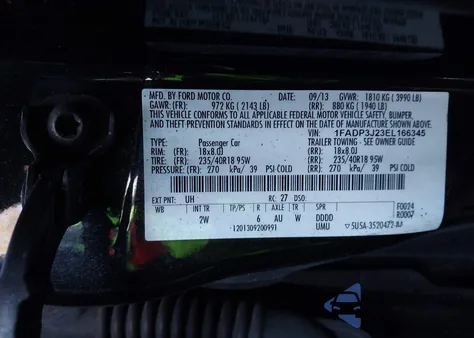 2014 Ford Focus Titanium z USA, uszkodzony, nr VIN 1FADP3J23EL166345